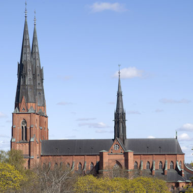 Uppsala domkyrka från sidan